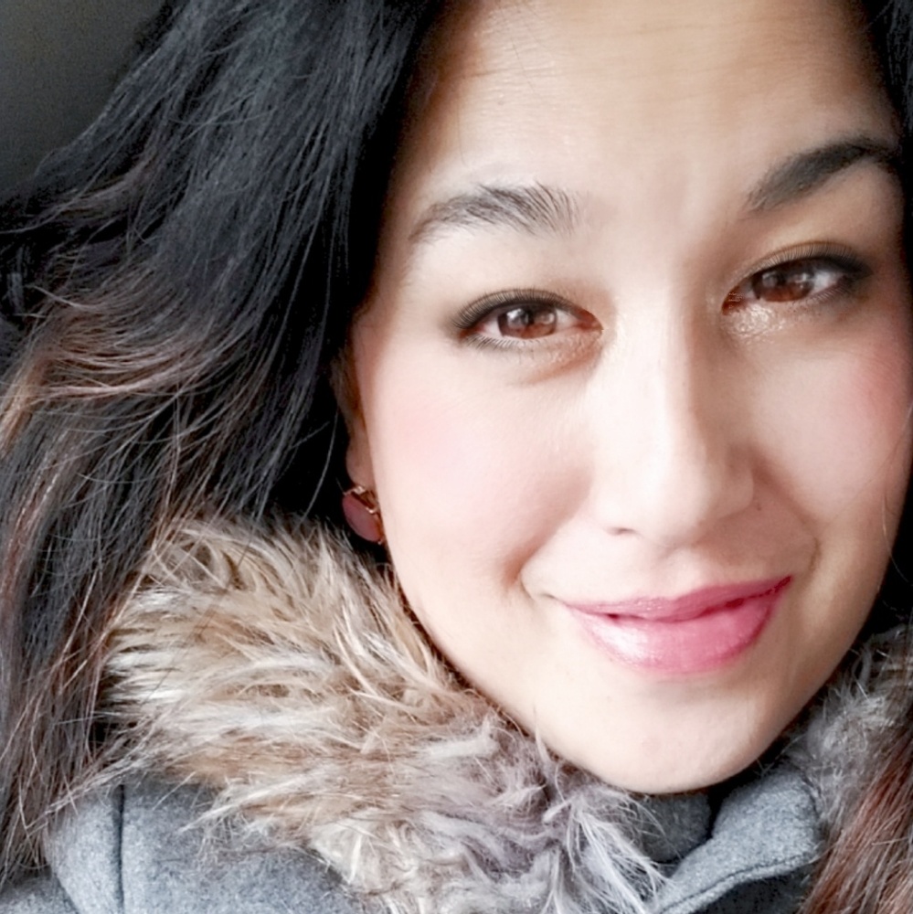 Meet your Posher, Emy